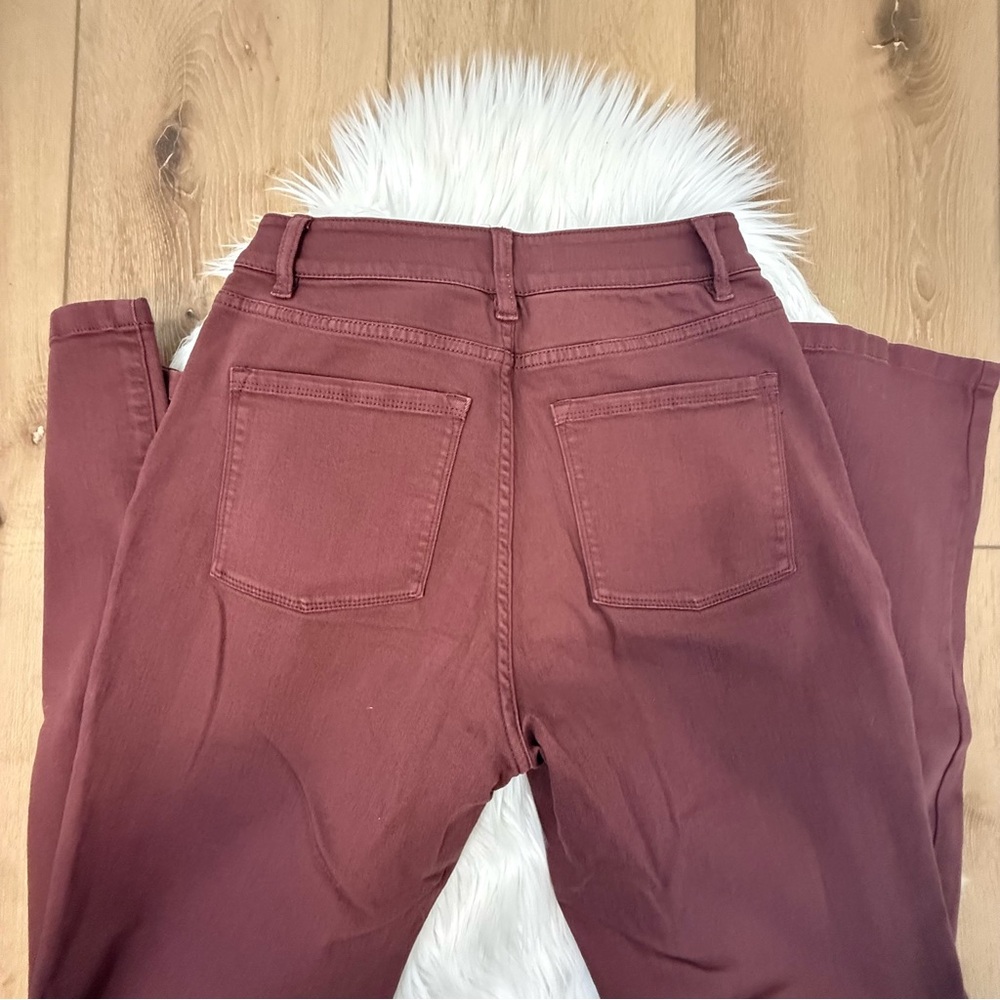 L.L. Bean High-Rise Straight Leg Jeans in Burgundy - Size 4 - Picture 5 of 5